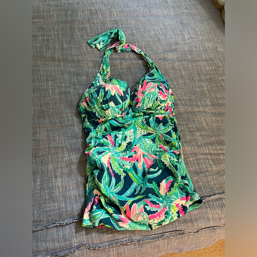 Lilly Pulitzer Tankini swim top 4